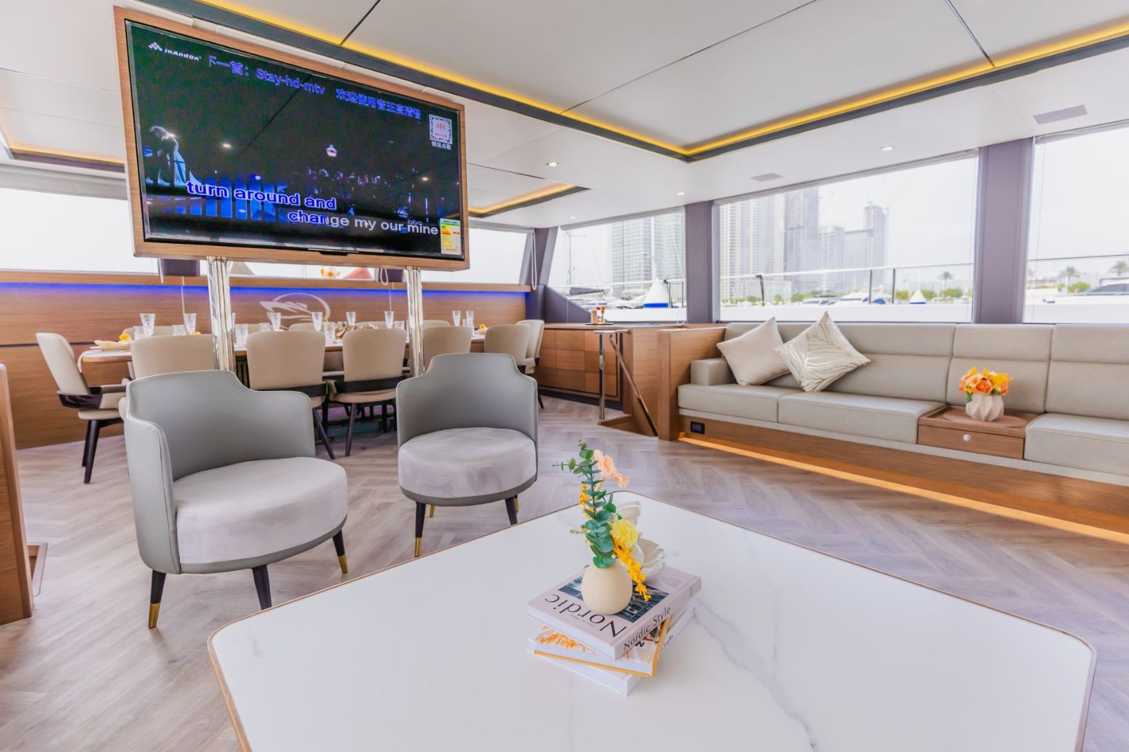 Sky Walker Aquila yacht, image 3
