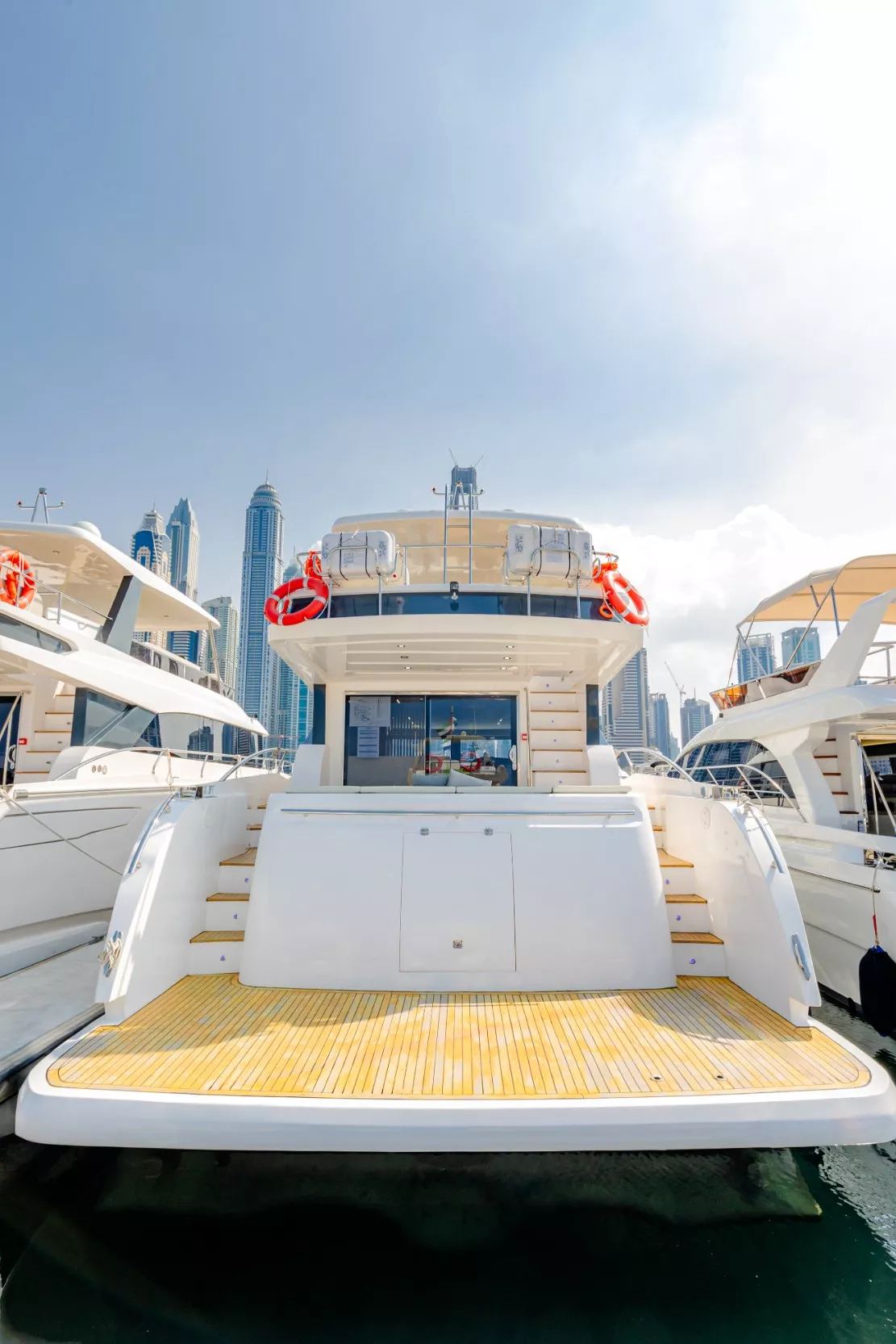 Sky Walker Reno yacht, image 8