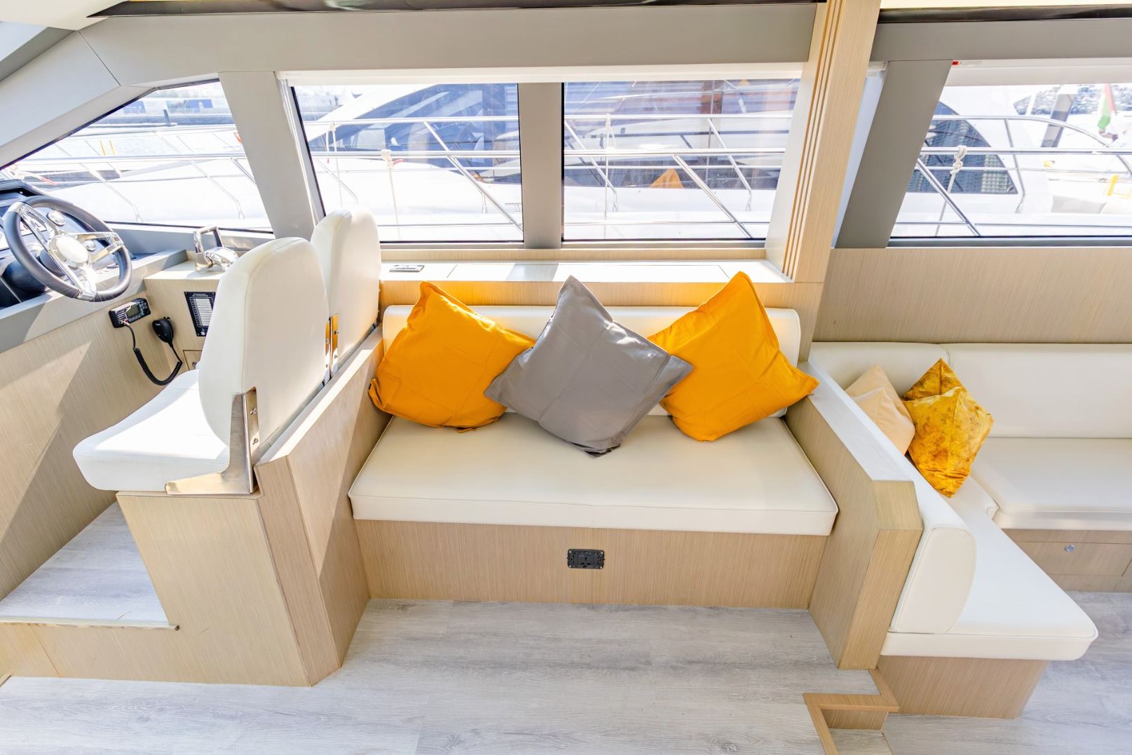 Sky Walker Kio yacht, image 12