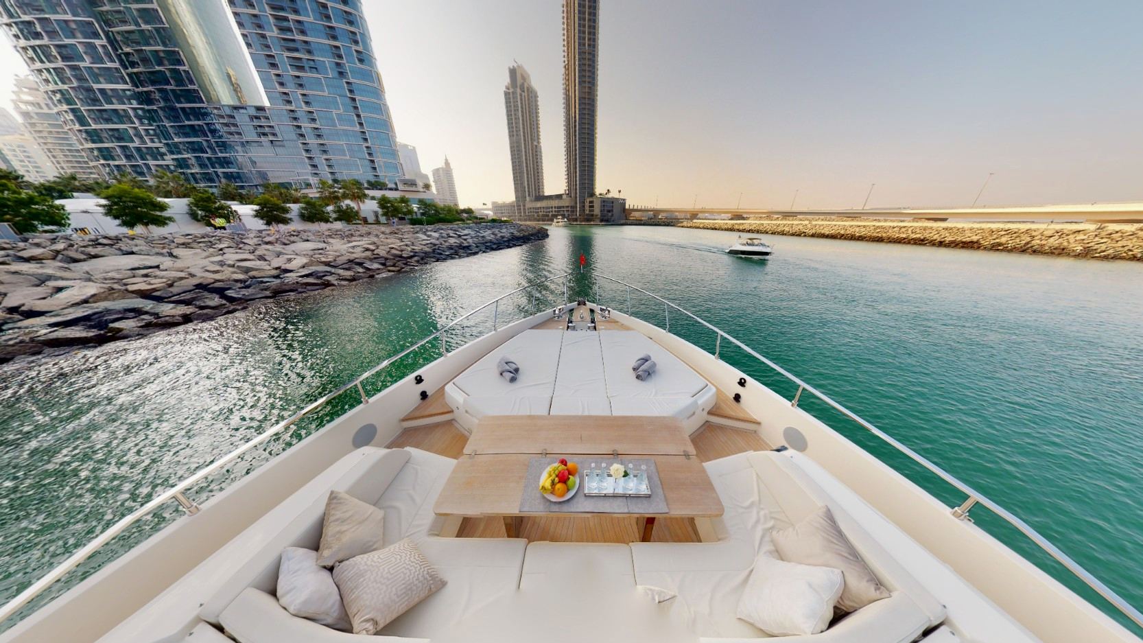 Ferretti 78 ft yacht, image 3