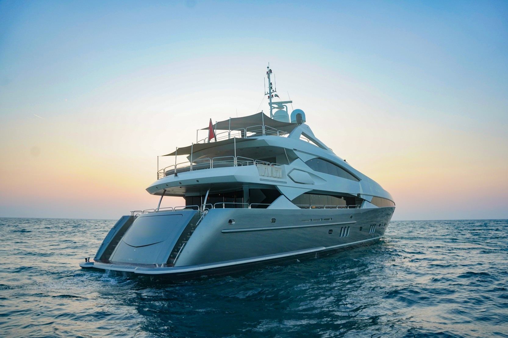 Sunseeker Encore yacht, image 8