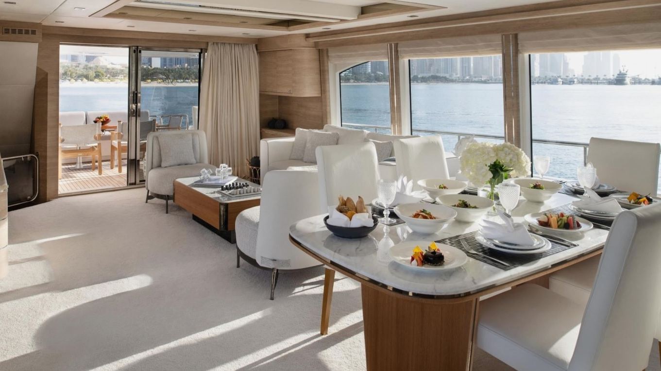 Haigan Jacuzzi yacht, image 5