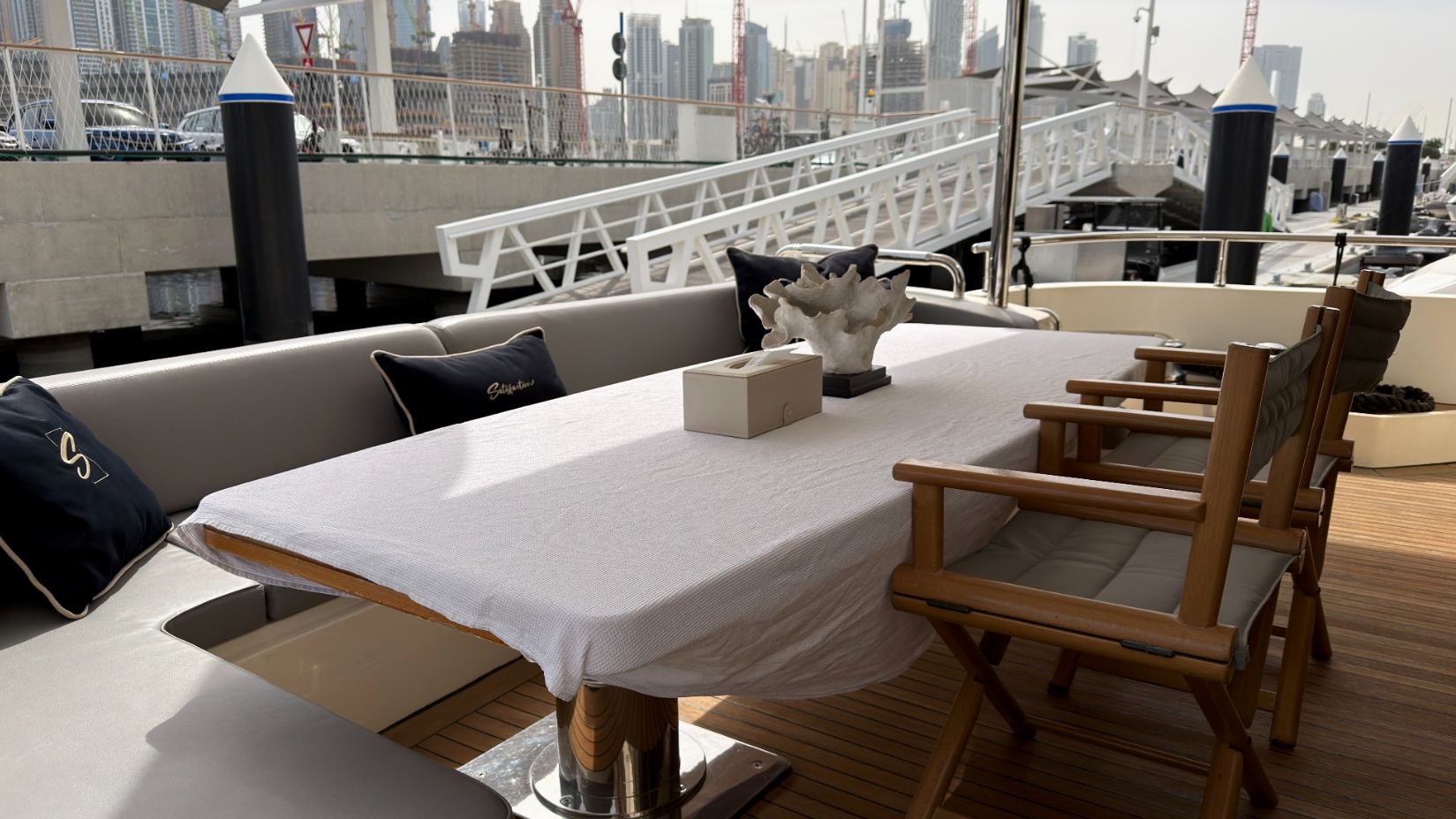 Azimut Satisfaction yacht, image 11