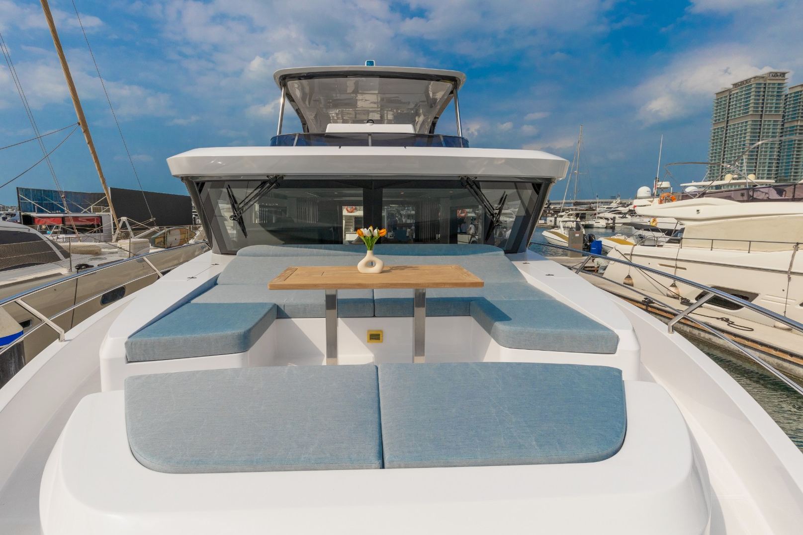 Sky Walker Amie X63 Sport yacht, image 3