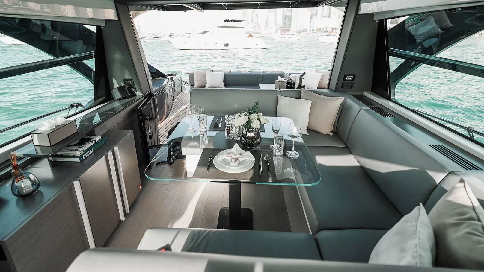 Pershing 5X Shark Grey yacht, image 9