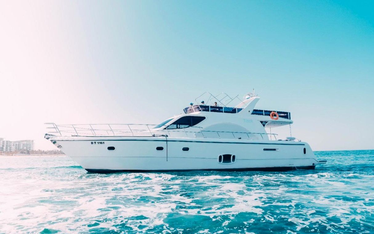 Dubai Marine Tisck in Dubai, 75 ft