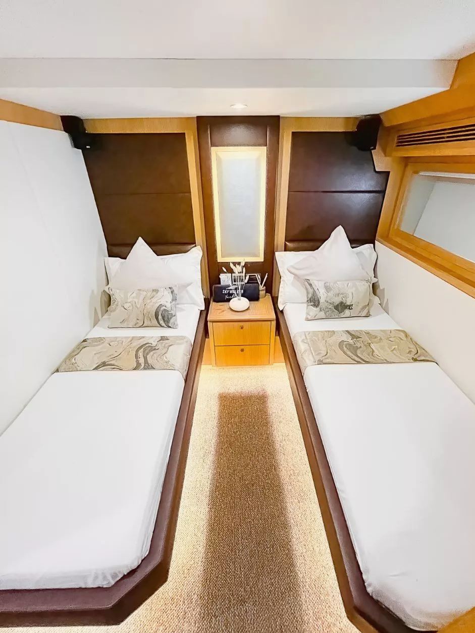 Sky Walker Astra yacht, image 8