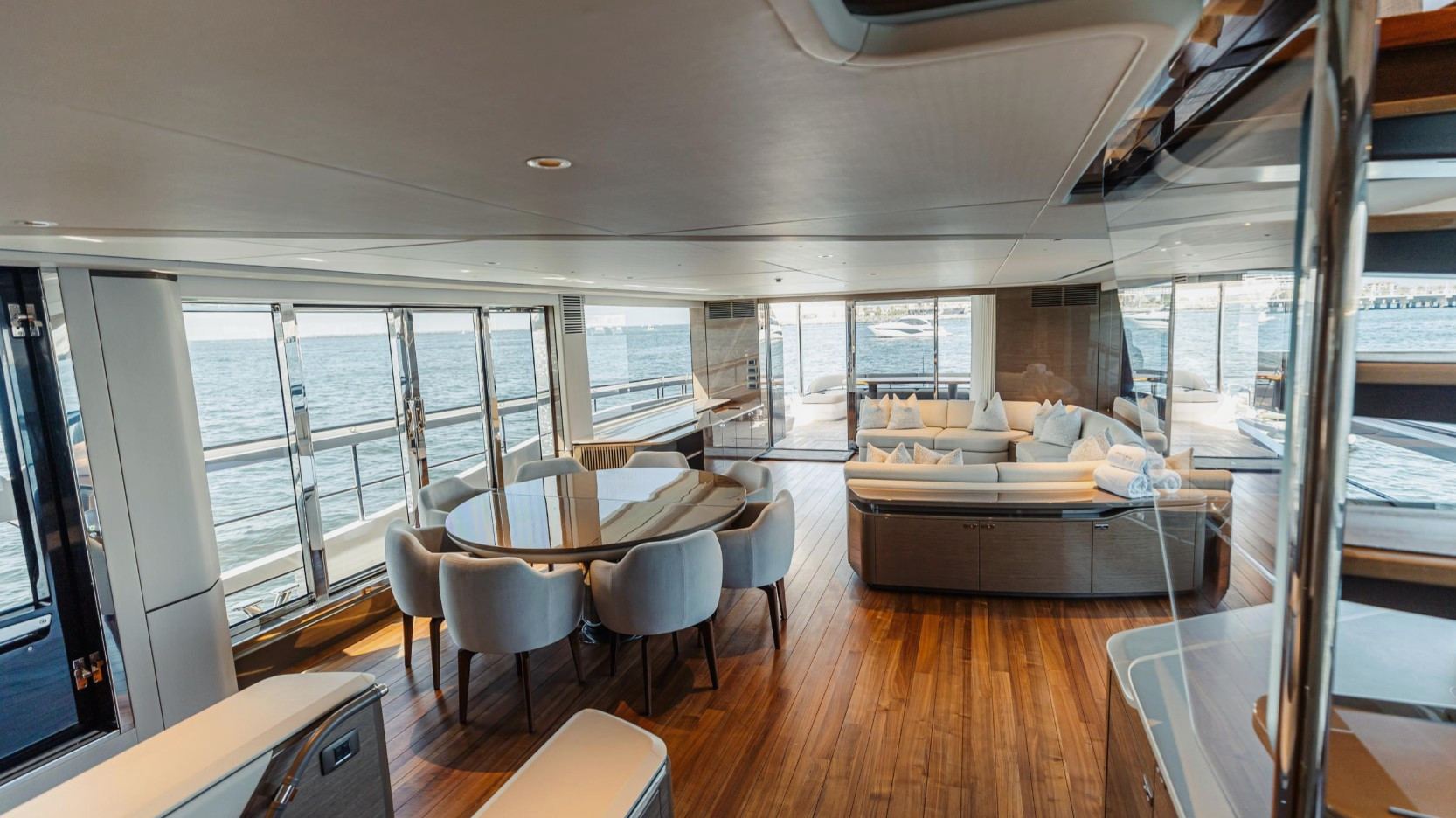 Princess 95X Super-flybridge yacht, image 4
