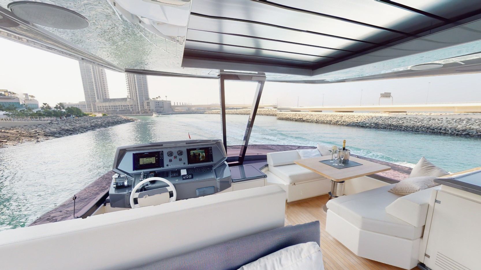 Ferretti 78 ft yacht, image 4