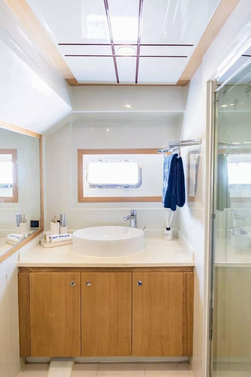 Sky Walker Astra yacht, image 3