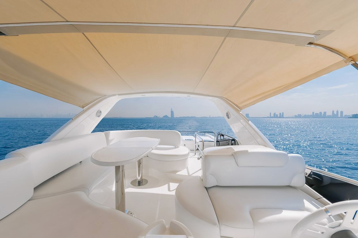 Azimut Candy yacht, image 8