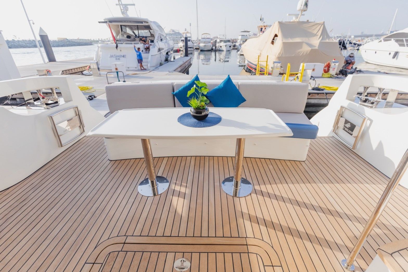 Sky Walker Rio yacht, image 6
