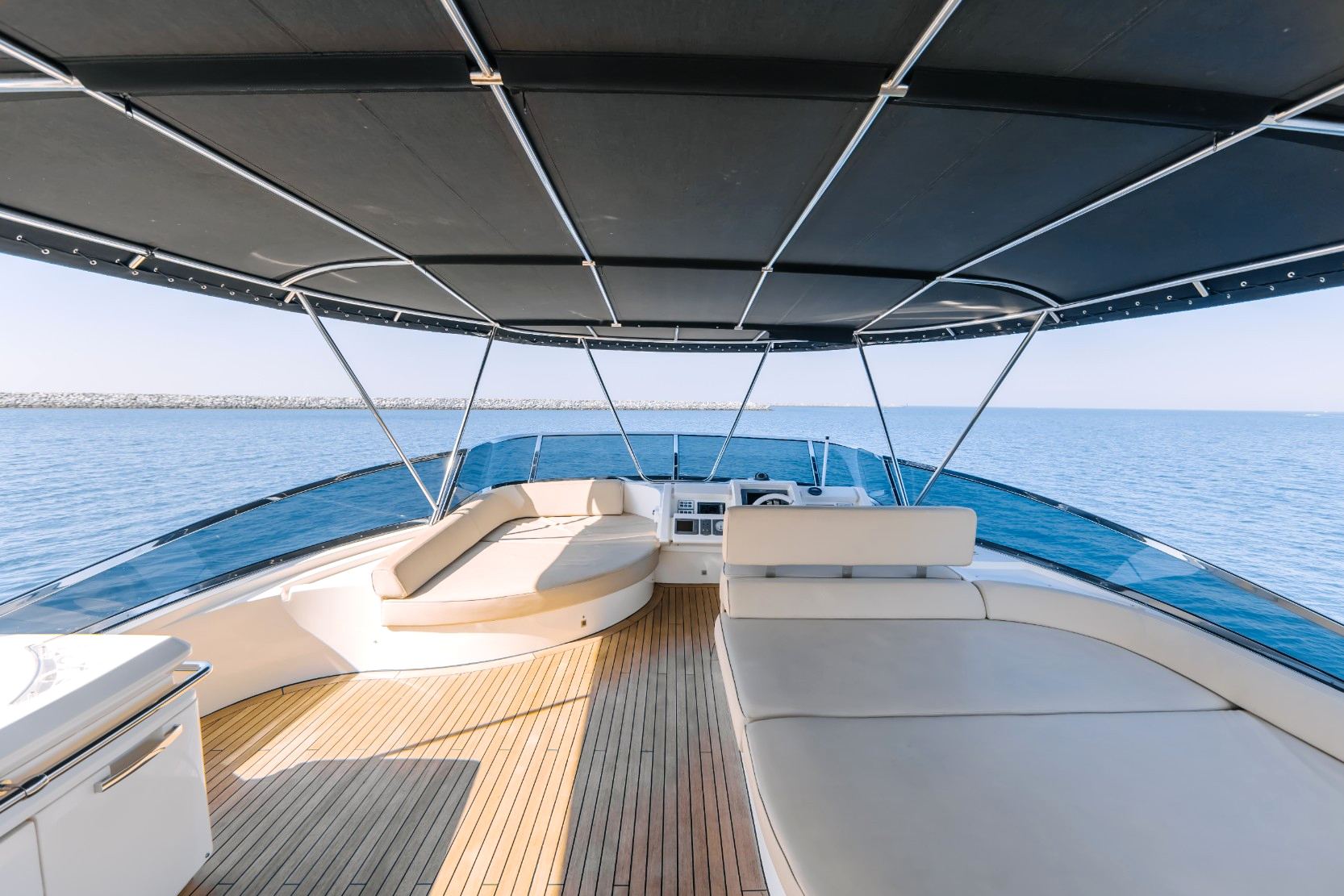 Azimut Viktoria yacht, image 15