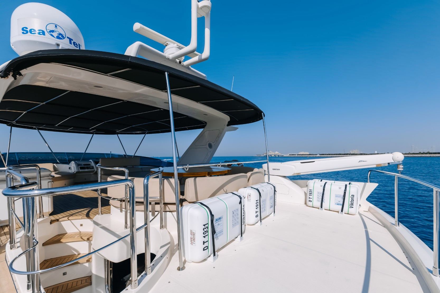 Azimut Viktoria yacht, image 10