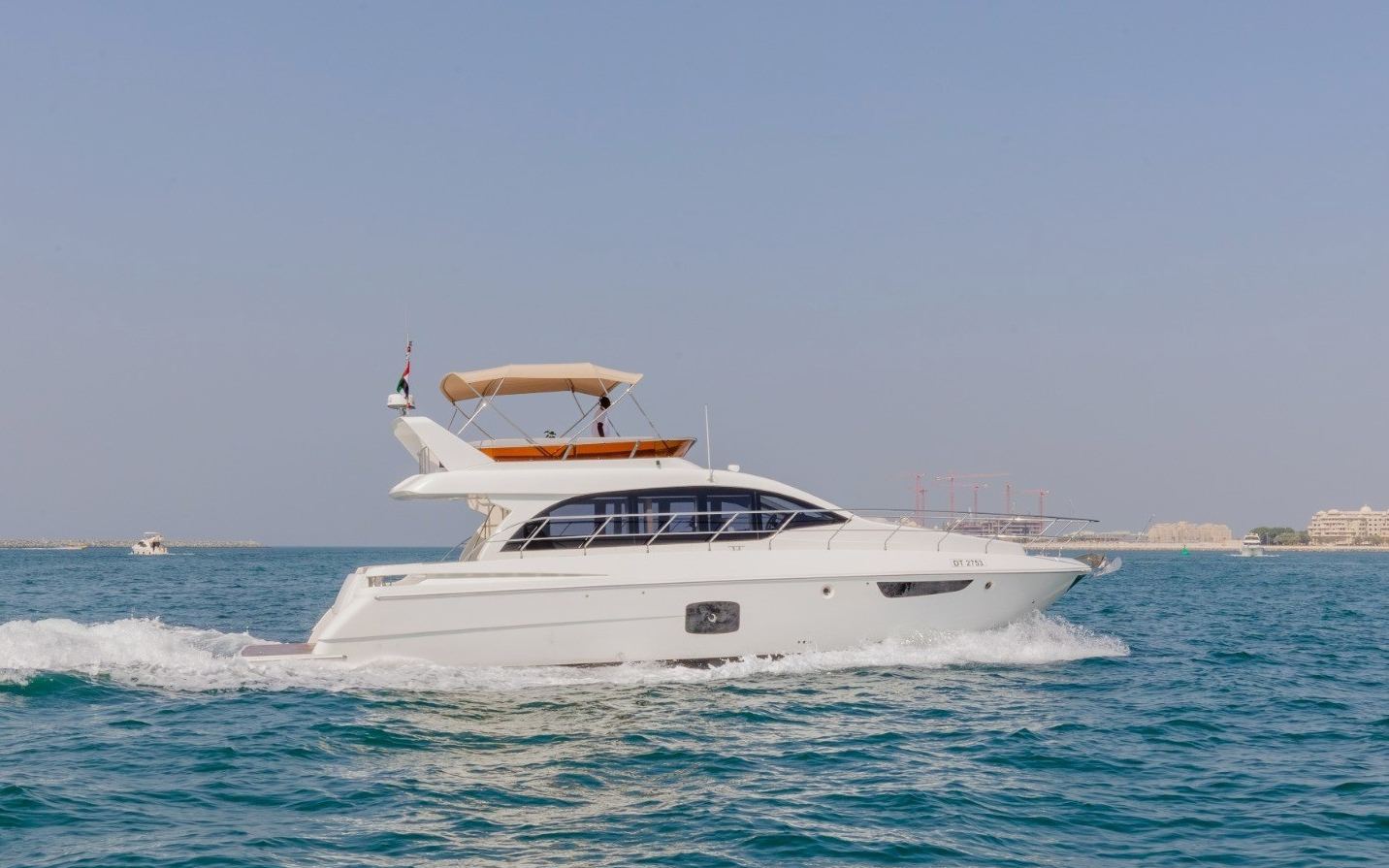 Sky Walker Zia in Dubai, 52 ft